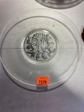 Decorative glass serving plate