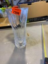 Flower vase