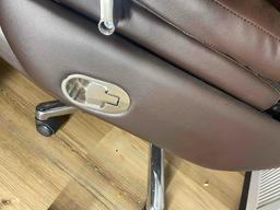 Rolling chair