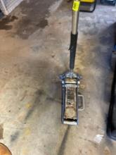 Torin big redjacks 1.5 ton aluminum service jack