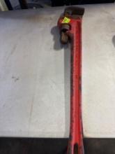Pipe wrench