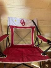 Ou chair PICK UP IS ON DAY 2 ONLY