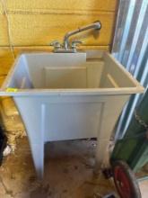 Shop sink 34x24x22