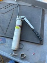 Grease gun