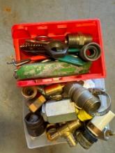 Mixed lot of fittings, razor blade, and other items