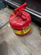 metal gas can
