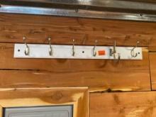 Wall coat hanger