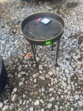 Metal plant stand