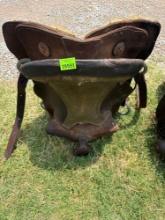 Saddle Buyer Must bring help to load