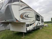 2011 Cyclone hd 40 fifth wheel travel trailer ,