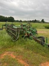 700 John Deer hay rake Buyer Must bring help to load
