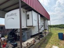 2005 34 ft NuWa Hitchhiker 5th wheel camper 3 sideouts 2019 tires 2 a/c units reese 20k goose box