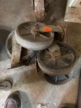 (4)Six inch plastic wheel casters