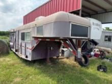 30 ft gooseneck 2 horse slant with living quarters Kohler 7000 generator shows 21 hrs rooftop a/c
