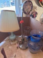 (2) vase (2) lamps
