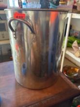 Fish cooked pot regulator strainer