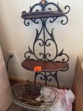 Hanging wall decor baskets