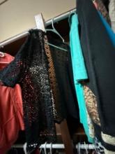 womens clothes see size and brand in photo