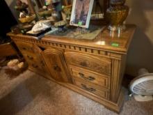 Dresser ONLY!, 19 x 6 feet, 78 inches height items on top not included