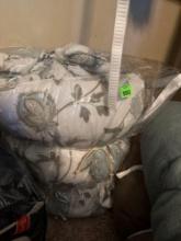 bed comforter