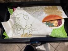 holiday table mats