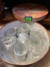 6 piece Norman Rockwell mug set in floral vintage hat box
