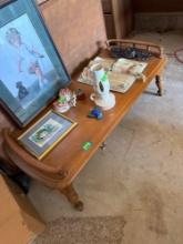 bench and 2 matching desk