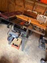 Sears craftsman saw table, contents on top are not included, please bring help to load
