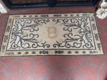B rug.