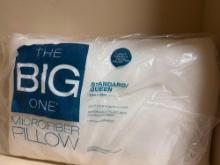 1 Queen pillow The Big One, 2 small pillows