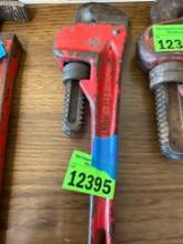 Pipe wrench