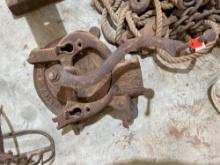 Vintage Cast Iron Corn Husker