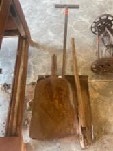 Vintage Shovels