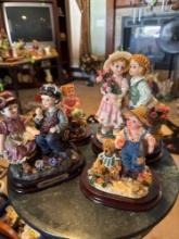 Figurines