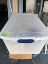 Tote with pitchers and food storage containers