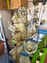 outdoor decor and vine grower