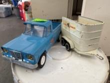Tonka toy pick up with horse trailer