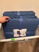 Quilt. Full/queen