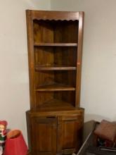 Wooden corner piece with 4 shelves Measurements in photos Buyer responsible loading and moving