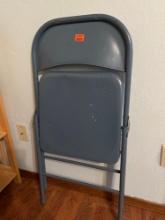 Metal folding chair