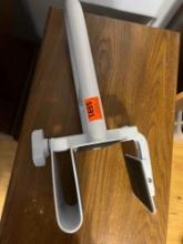 Bathroom temporary hand rail