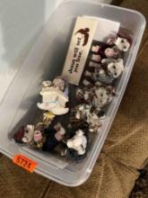 Dog figurines