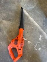 Black and decker leaf blower