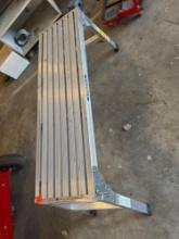 Folding bench