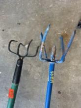 2 garden claws 2 times the money