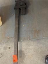 pipe wrench
