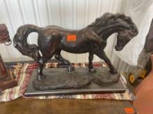 Large metal table decor horse, this horse is heavy