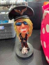 Bobble head
