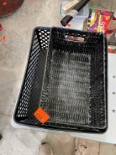 2 baskets
