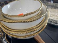Baroque White and gold plate and bowl